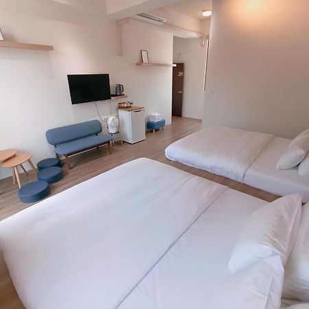 Appartement 日日和 à Tainan Extérieur photo