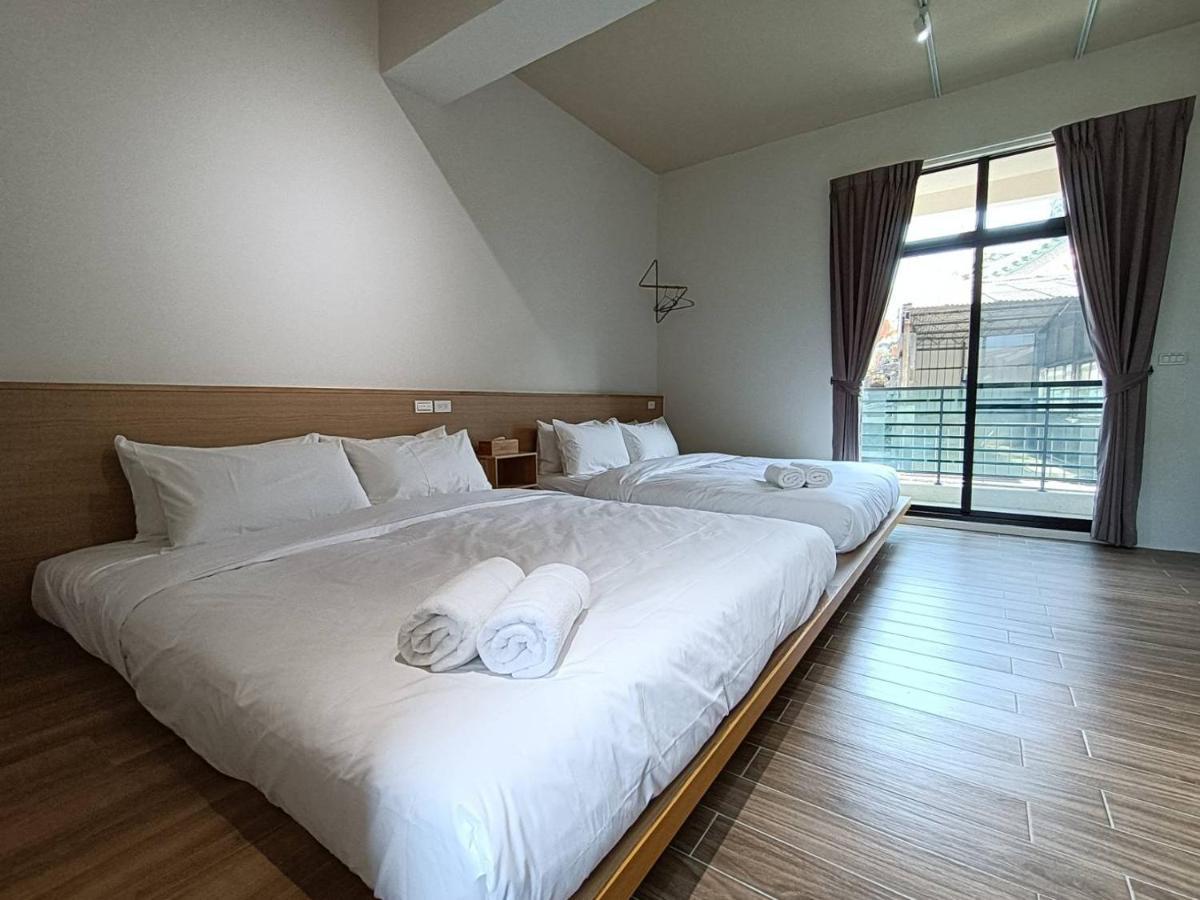 Appartement 日日和 à Tainan Extérieur photo